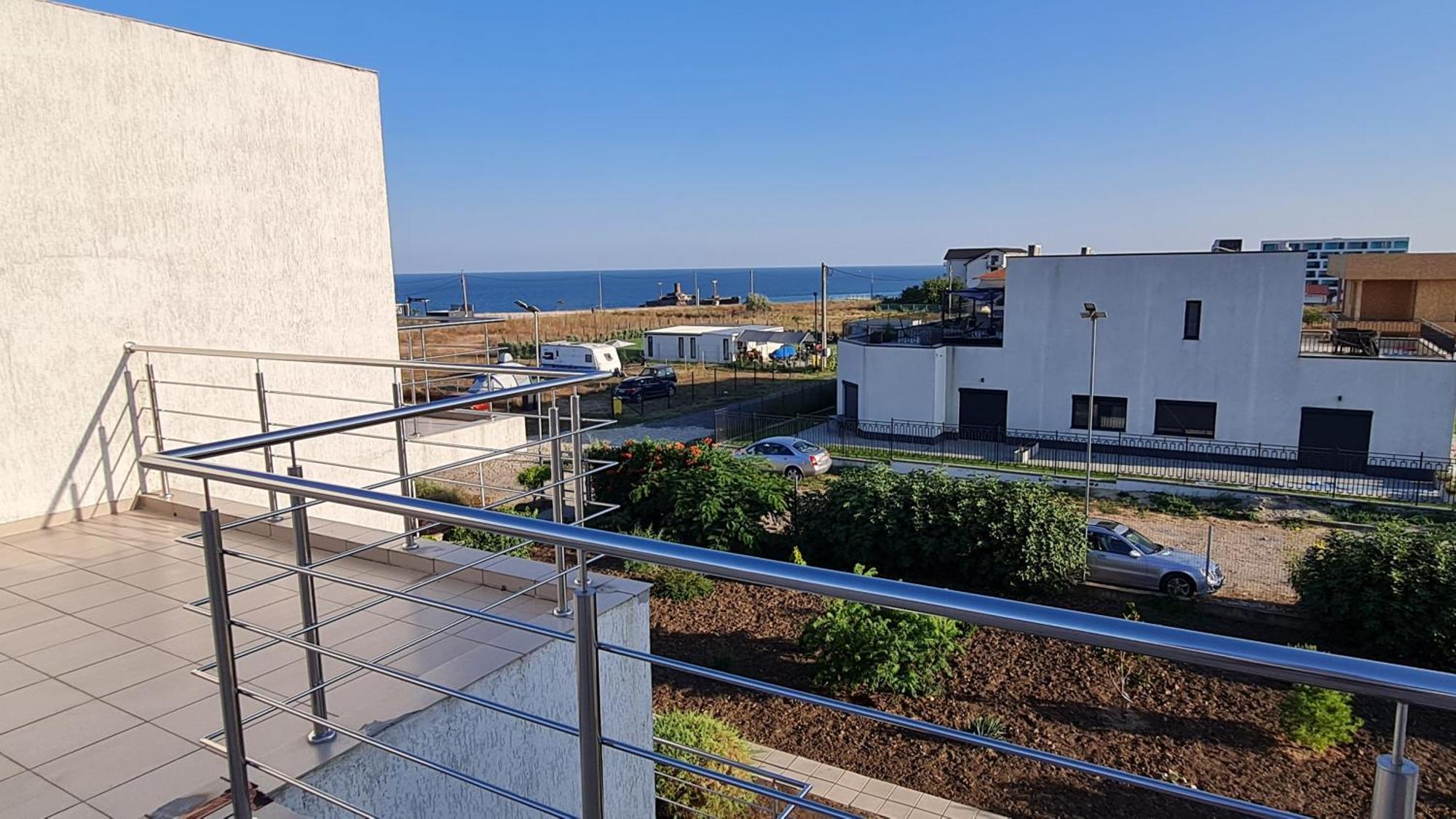コスティネシュティCasa Bellevueアパートメント エクステリア 写真