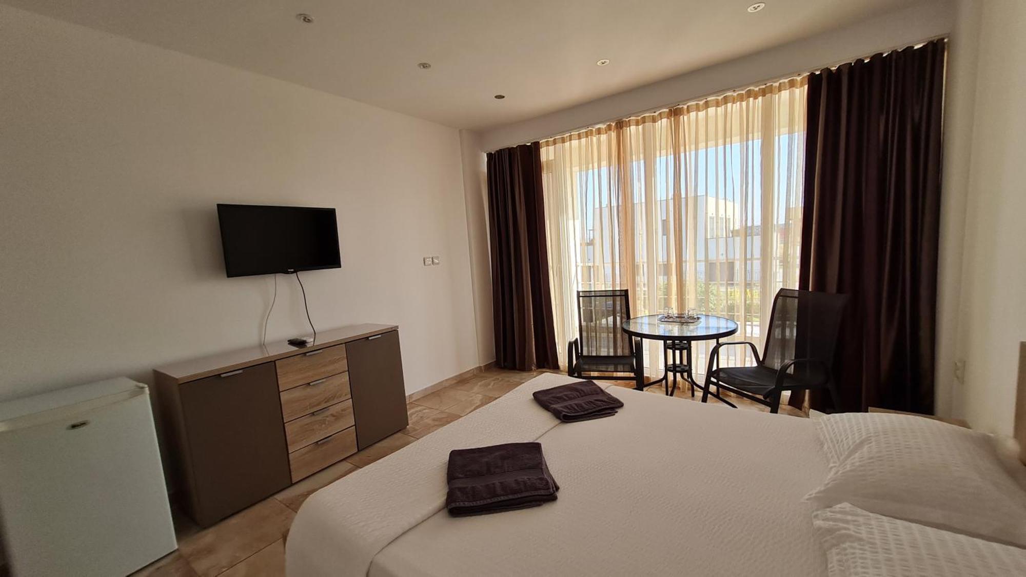 コスティネシュティCasa Bellevueアパートメント エクステリア 写真