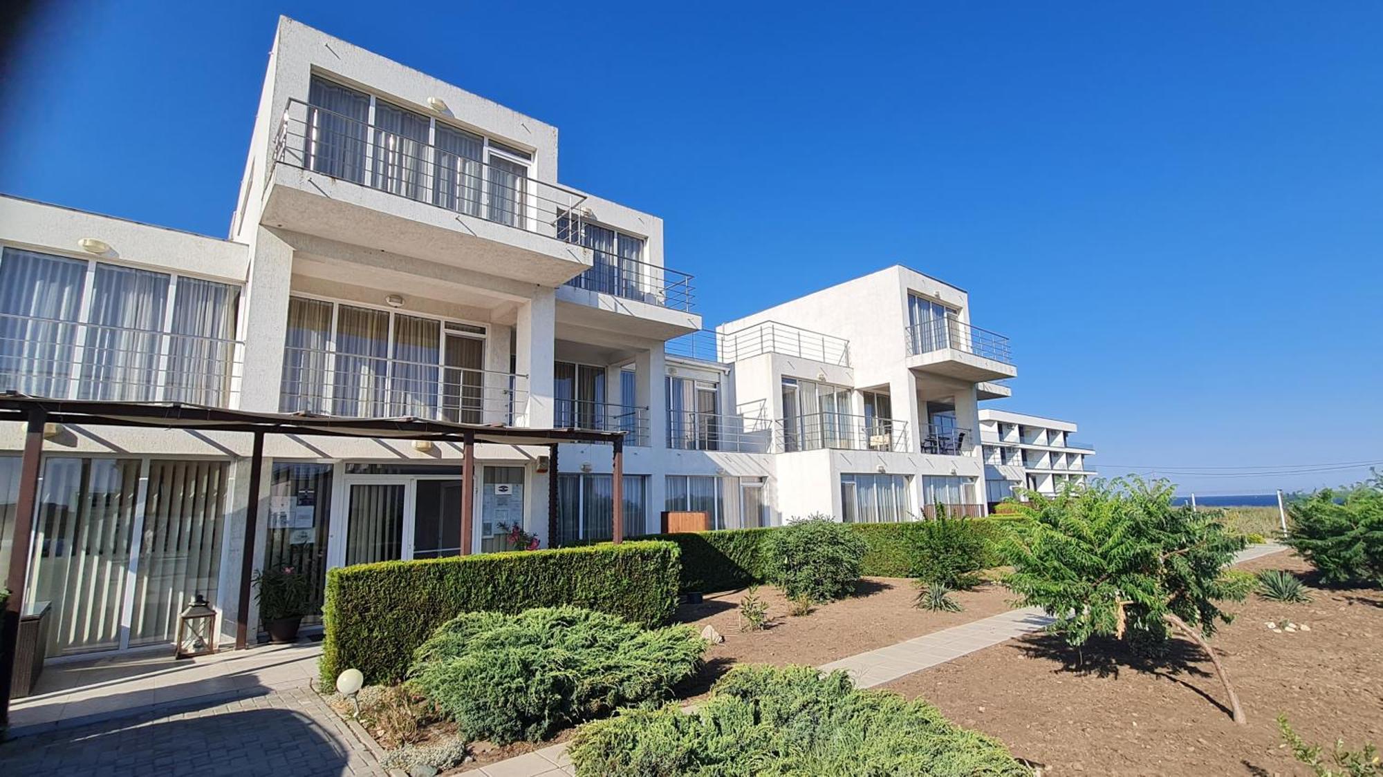 コスティネシュティCasa Bellevueアパートメント エクステリア 写真